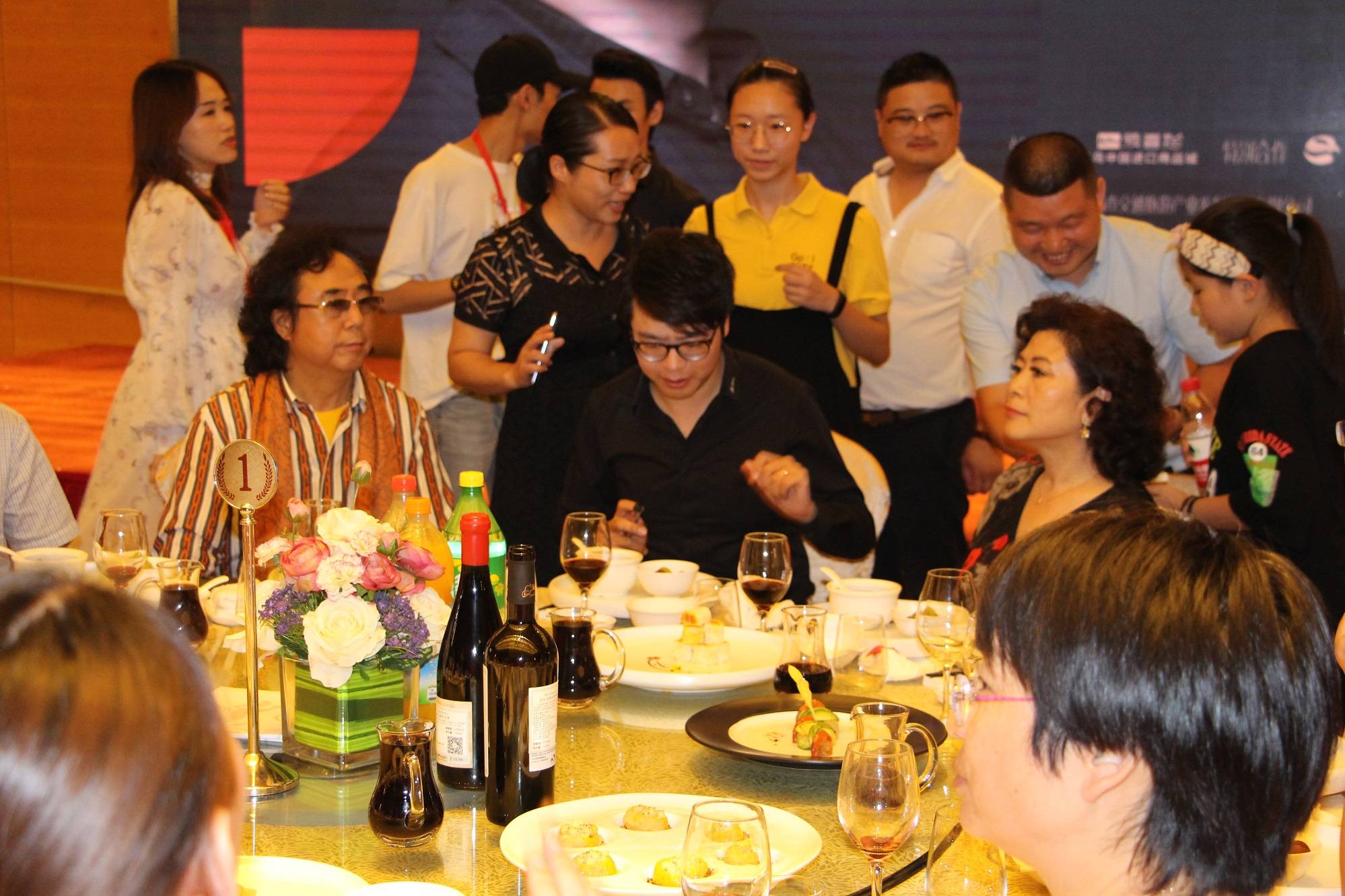 别卡速郎朗和他朋友们的音乐会答谢晚宴