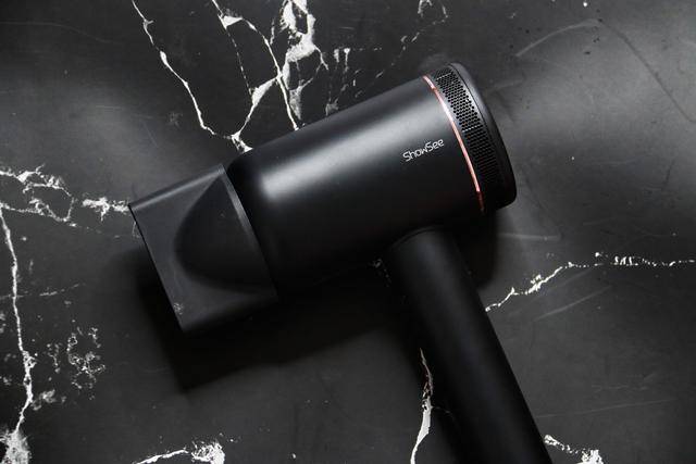 小适高速电吹风上手体验,让头发感受万般呵护