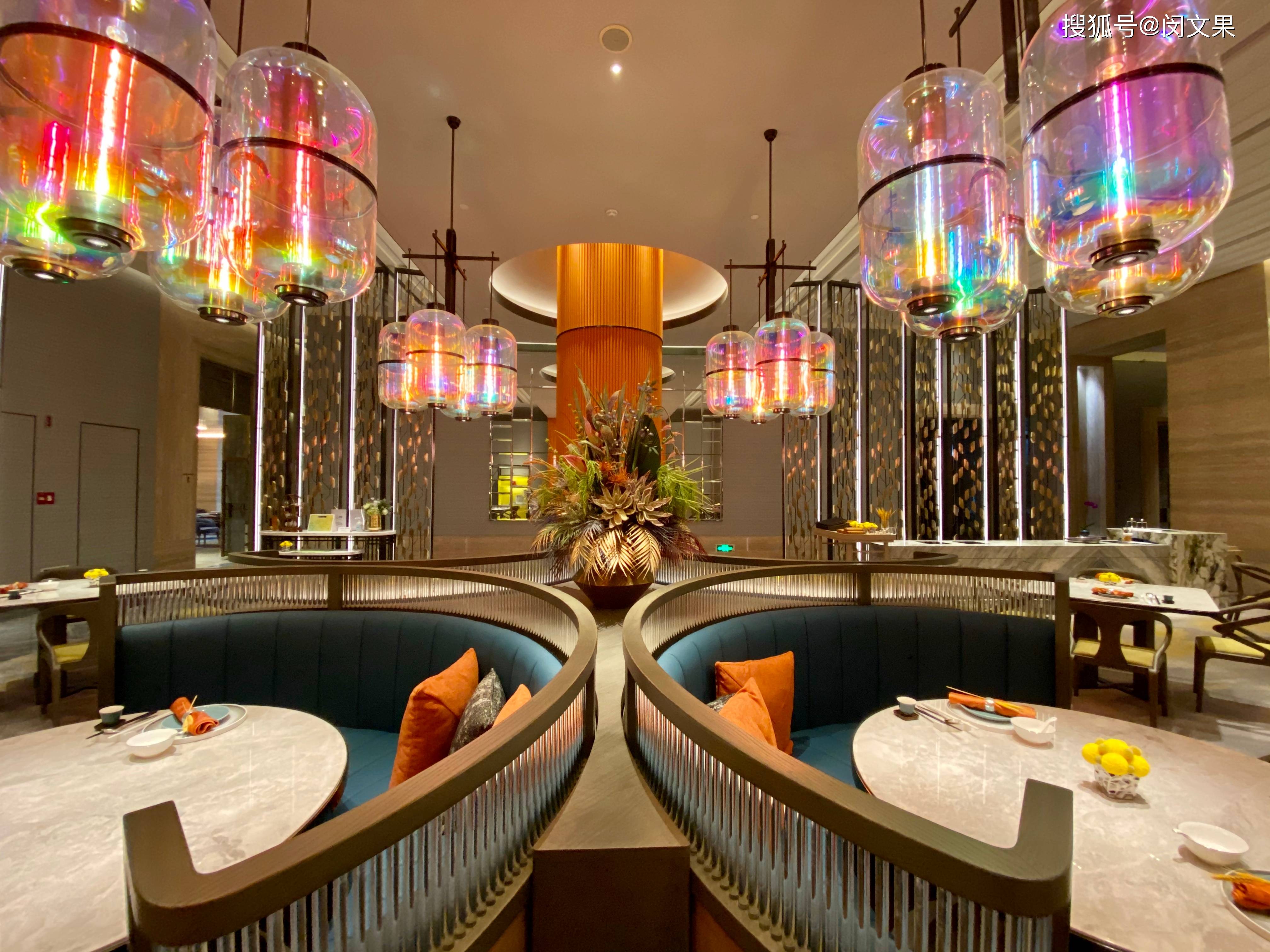 原创内地w酒店鼻祖,炫丽依旧,摩登依旧|广州w酒店