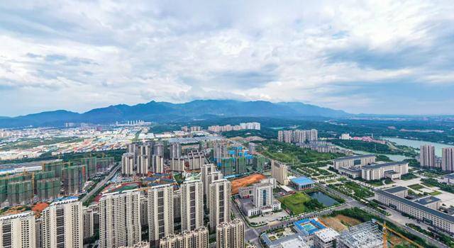 都2020年了,到底是谁在"逼"大家买房?当九江土地迈入稀缺时代