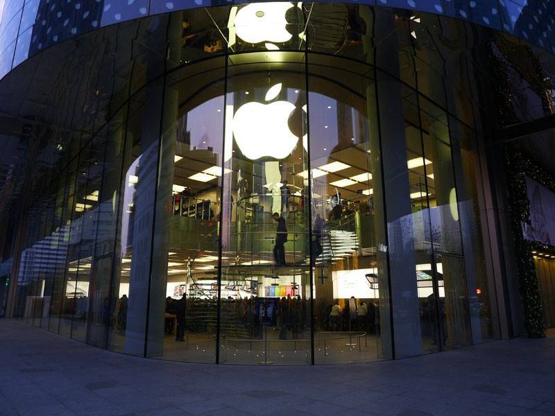 【苹果重新关闭美国32家零售店】