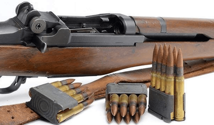 弹夹这种伴随着栓动出生的老家伙也差不多功成身退,现代多只用于快速