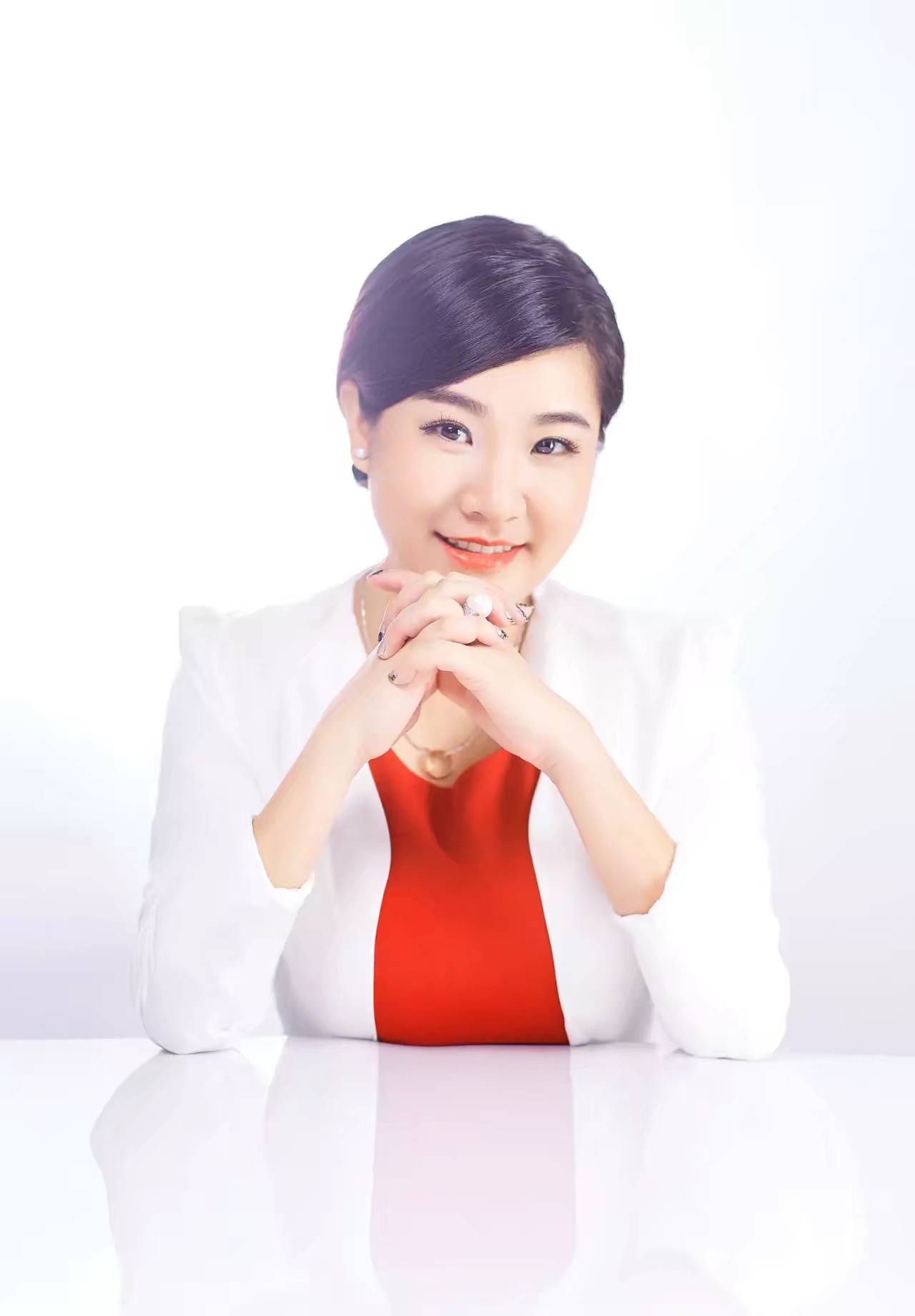 jrj集团创始人全球总裁颜沫沫的追梦之路