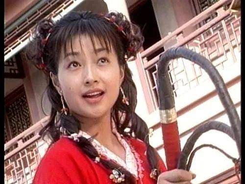 各版“小仙女”张菁！李绮红最惊艳柏雪最凄，王禛最娇嫩_绝代双骄