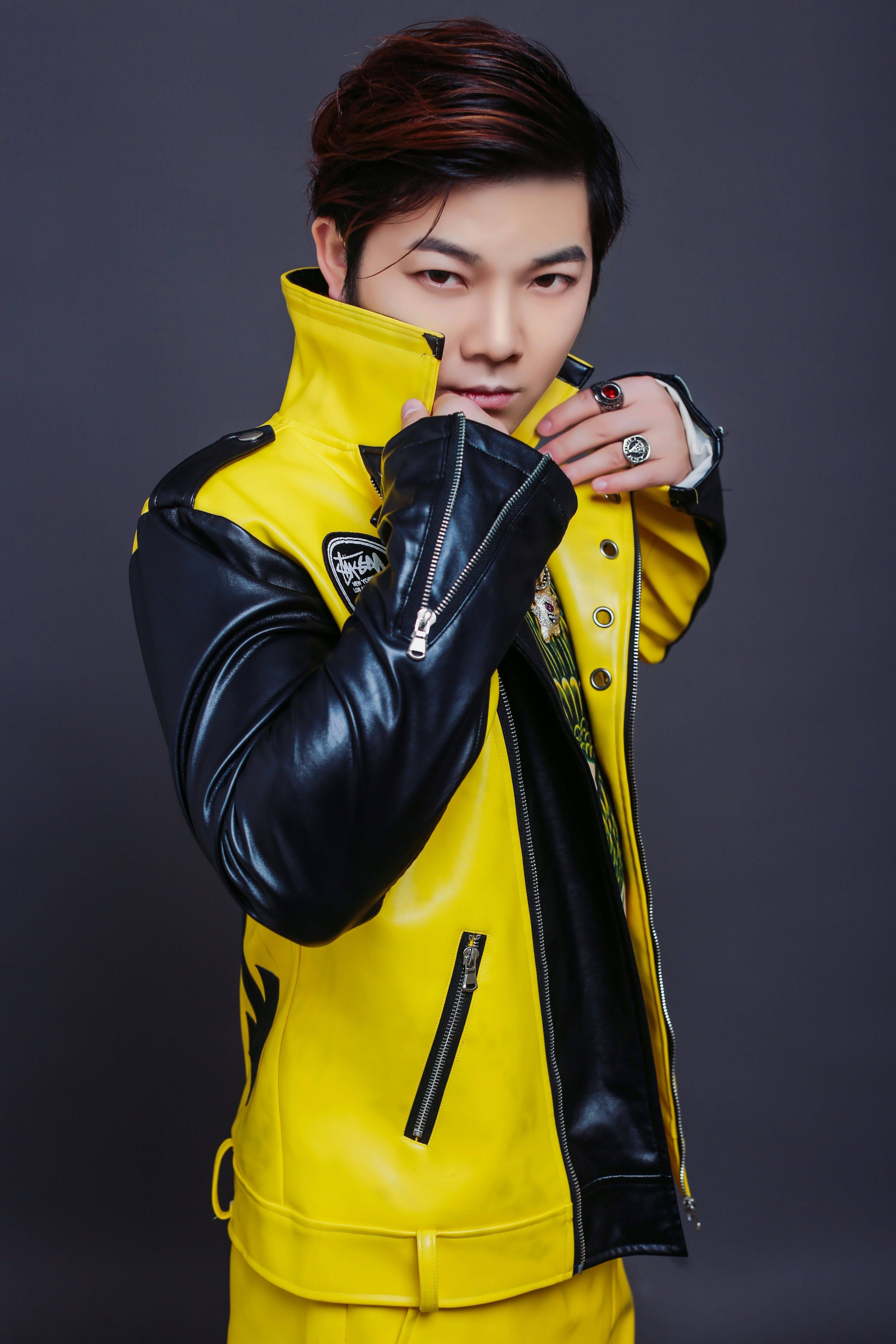 嘻哈歌手昊弟携专辑超级rap全网首发闪耀乐坛