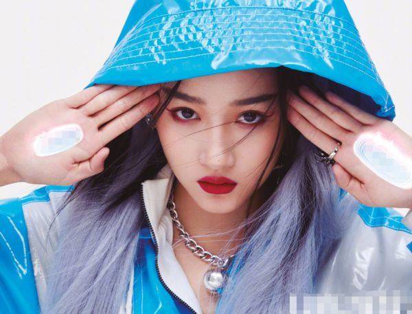 原创女明星化浓妆关晓彤气场十足欧阳娜娜霸气看到杨紫认不出来啊