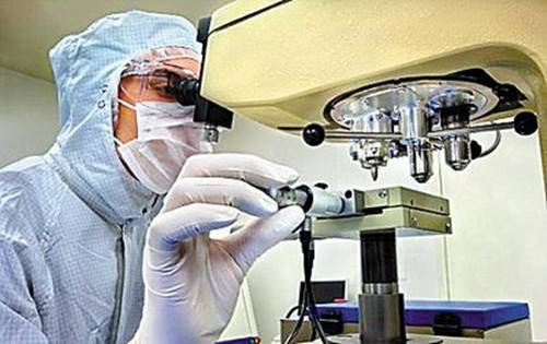 黑猩猩杂交实验:苏联科学家重金找来5个年轻姑娘,结局如何_伊万诺夫