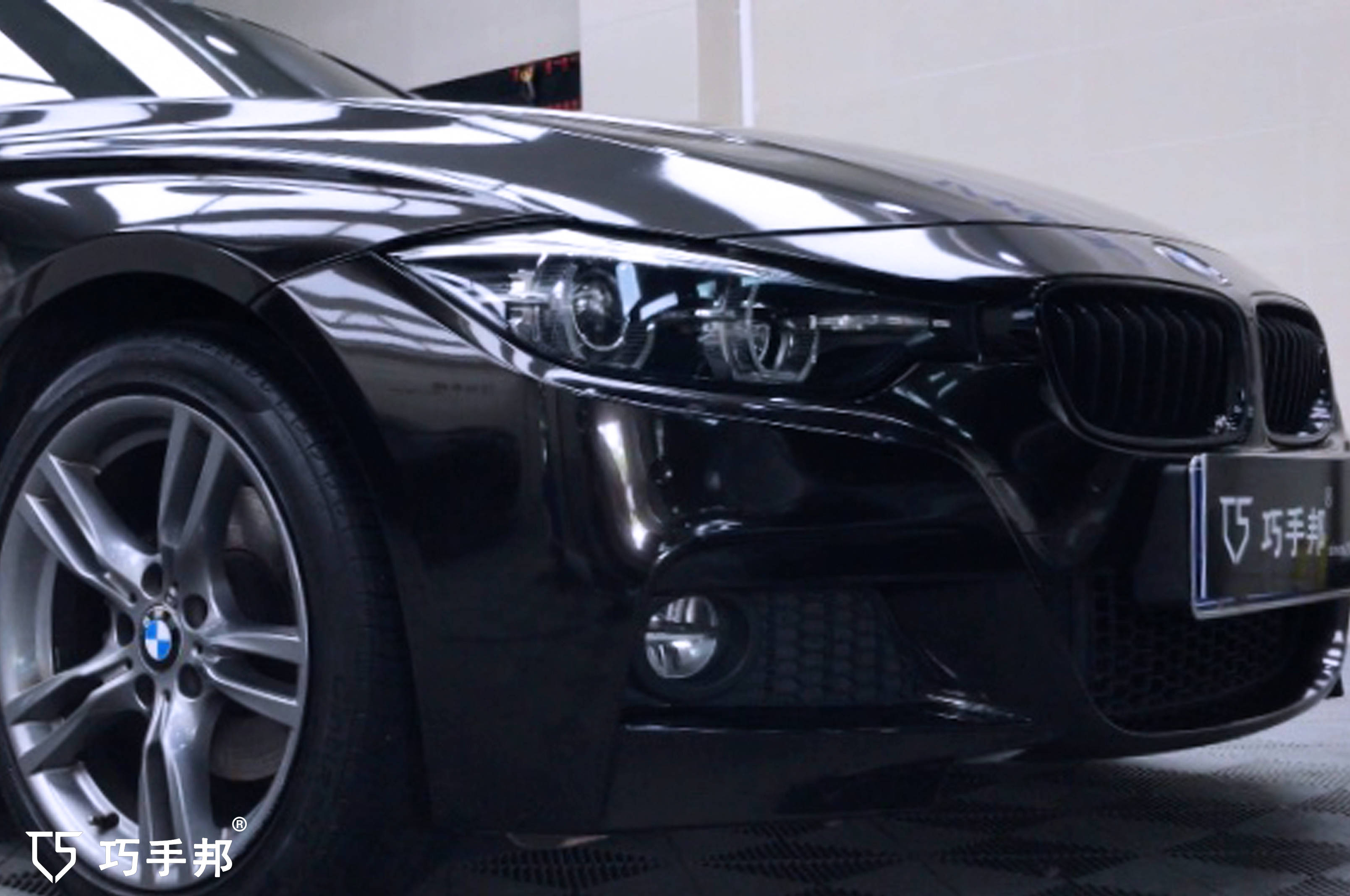 宝马3系装贴改色膜金属黑—巧手邦