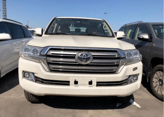 陆巡4500贵得离谱,120万你会买柴油版陆巡吗?