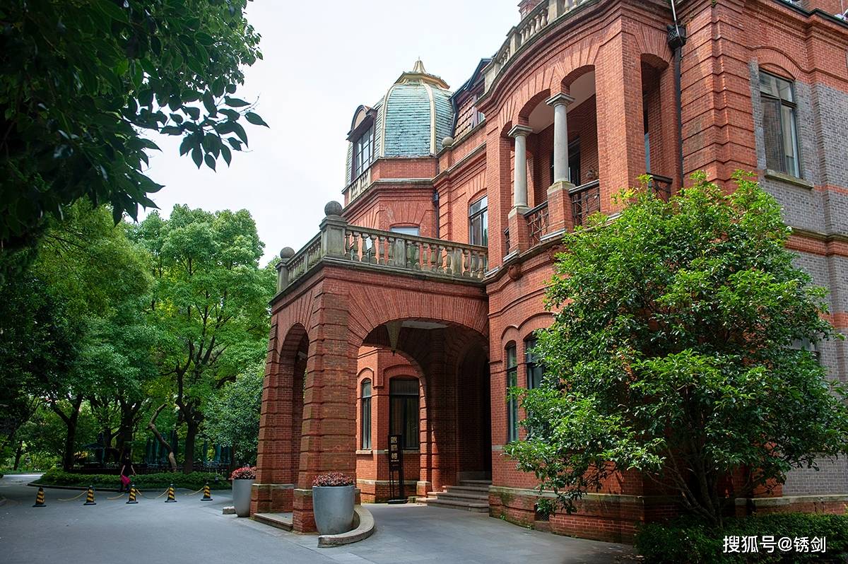 原创隐匿在魔都闹市区里的英式庄园,百年历史的瑞金洲际,雍容不减