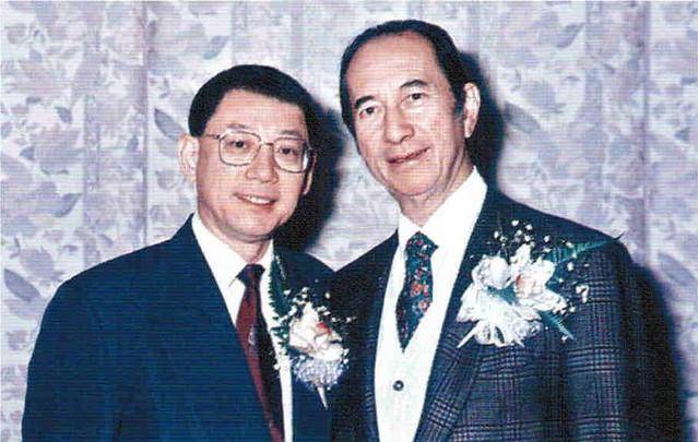 杨受成携子到场吊唁,其长子曾恋上何超琼遭赌王棒打鸳鸯_杨其龙