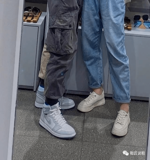 爆款小清新,aj1 小迪奥真假对比!