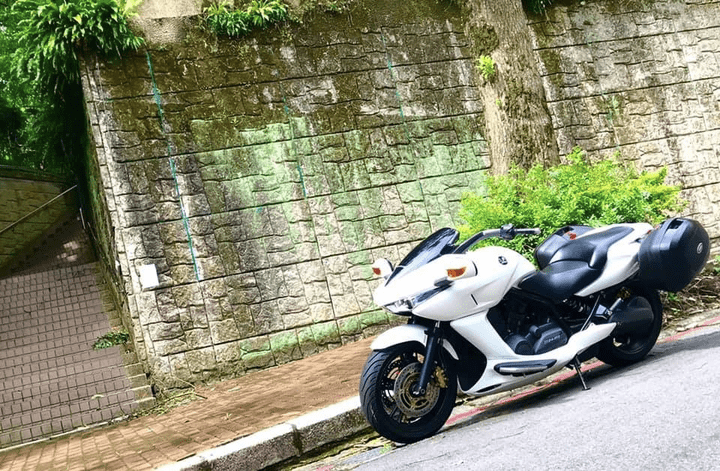 摩托车大佬本田dn0115年前的hft自动变速箱技术