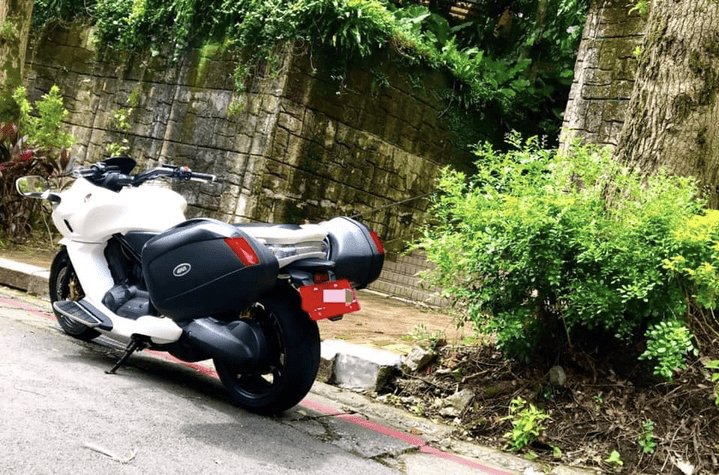 摩托车大佬本田dn0115年前的hft自动变速箱技术