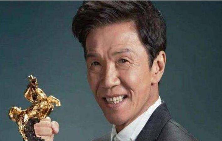 那个成家班"不能打"的龙虎武师太保,70岁成港片影帝
