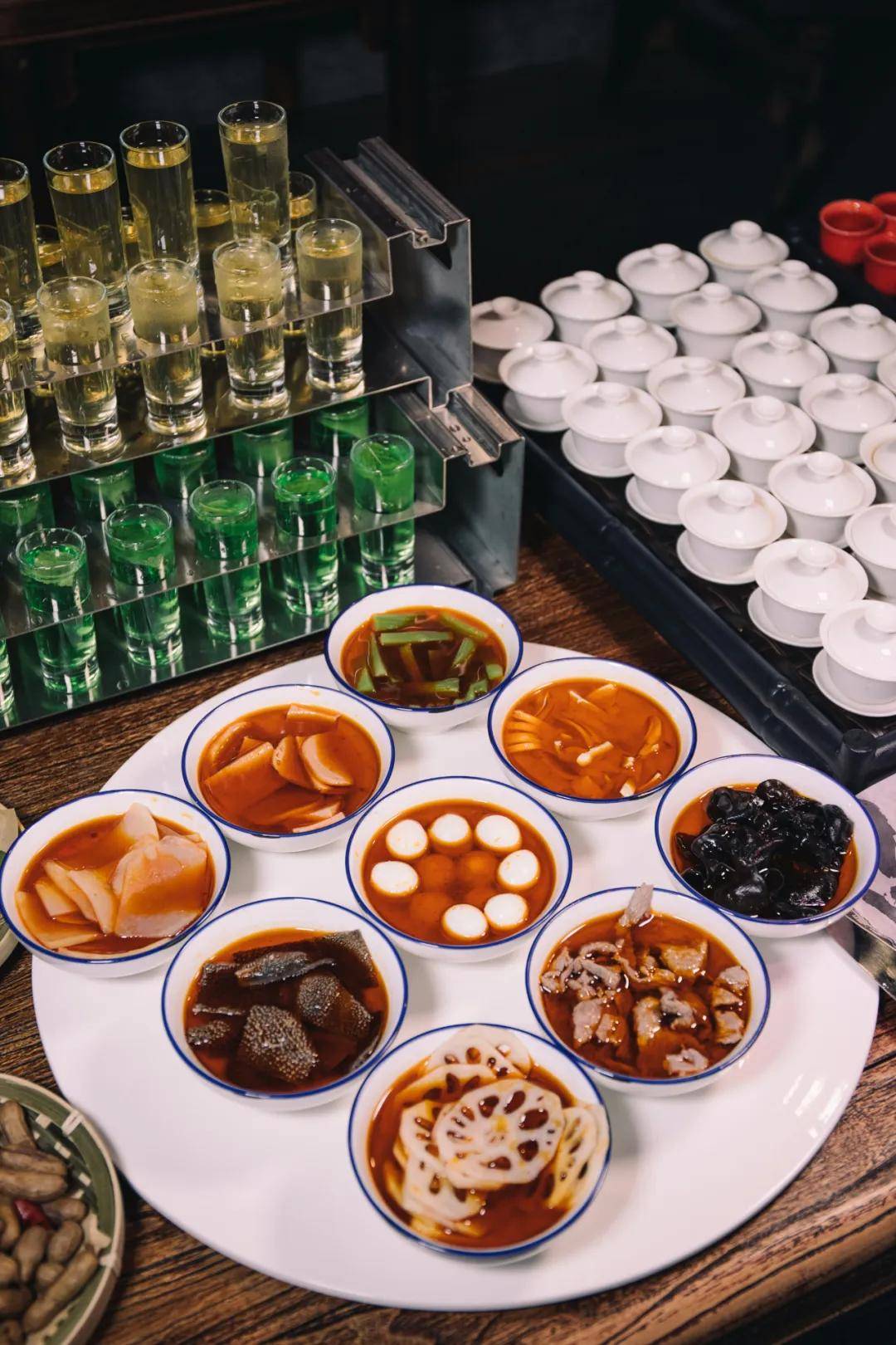 贰麻酒馆南滨路开业点燃重庆微醺之夜!