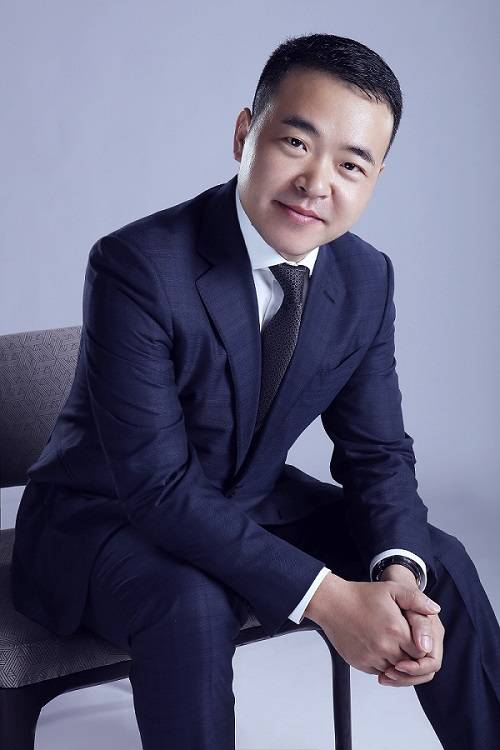 王鹏与融创东南同进步、共成长_杭州