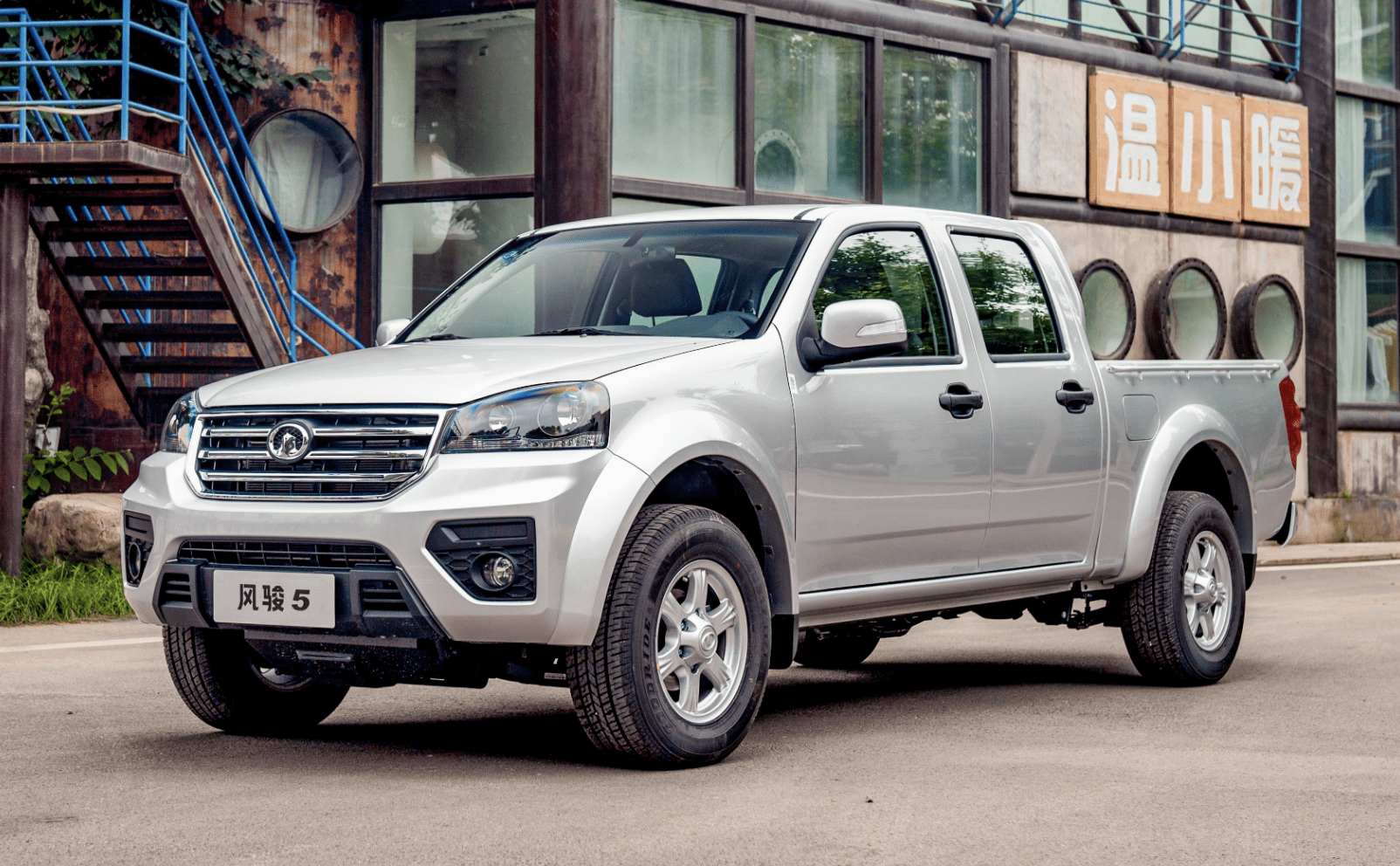 老司机都知道皮卡还是柴油好,长城风骏5柴油国六8.48万起上市