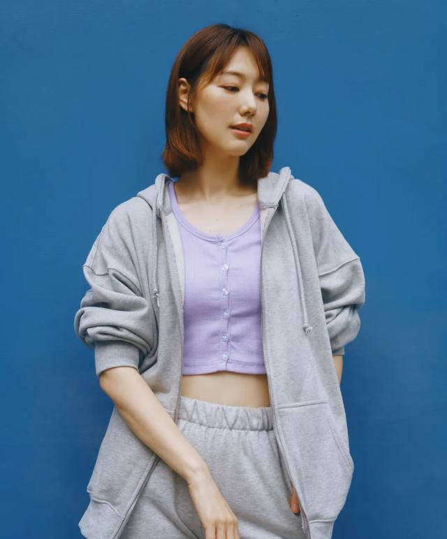 原创无辜的王冠凭舞林大会大火却被央视辞退还被传恋上已婚男