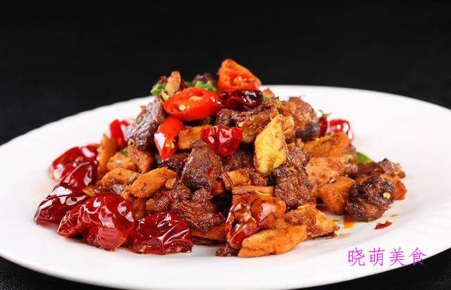 辣炒肉丝,泡椒鸭血,蒜炒牛肉,爆炒牛腩,酱烧豆腐的家常做法