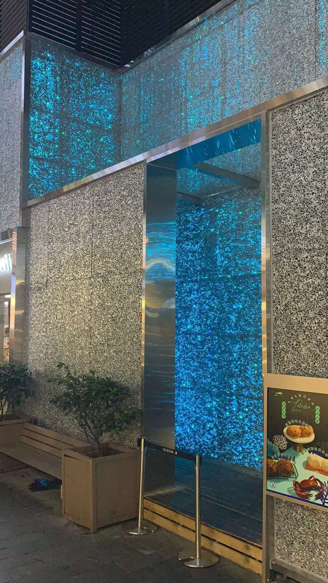 泡沫铝在网红店接下来小编根据案例来给大家一一说