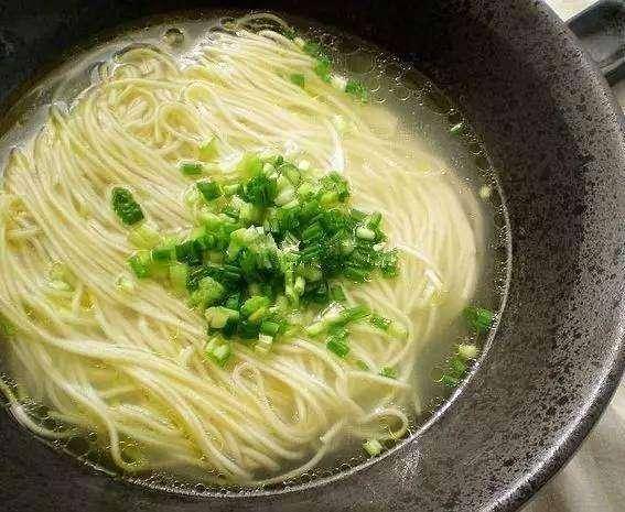 原創美食精選:清蒸鱸魚 ,宮保蝦球 ,陽春麵,豆角炒肉末