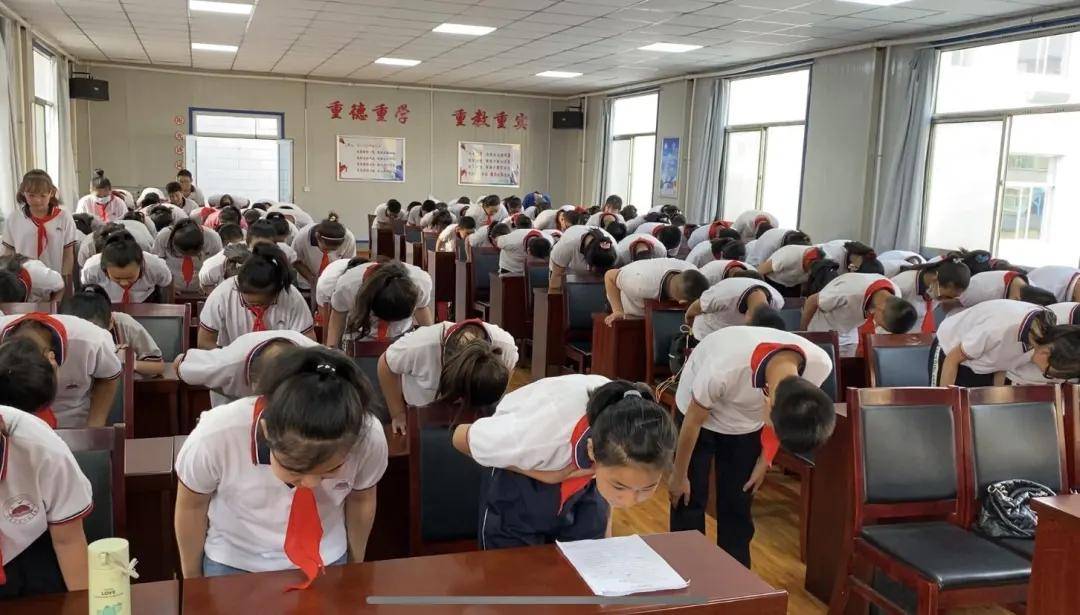 我爱母校 难忘师恩——忻州东方红学校举行2020届小学毕业典礼