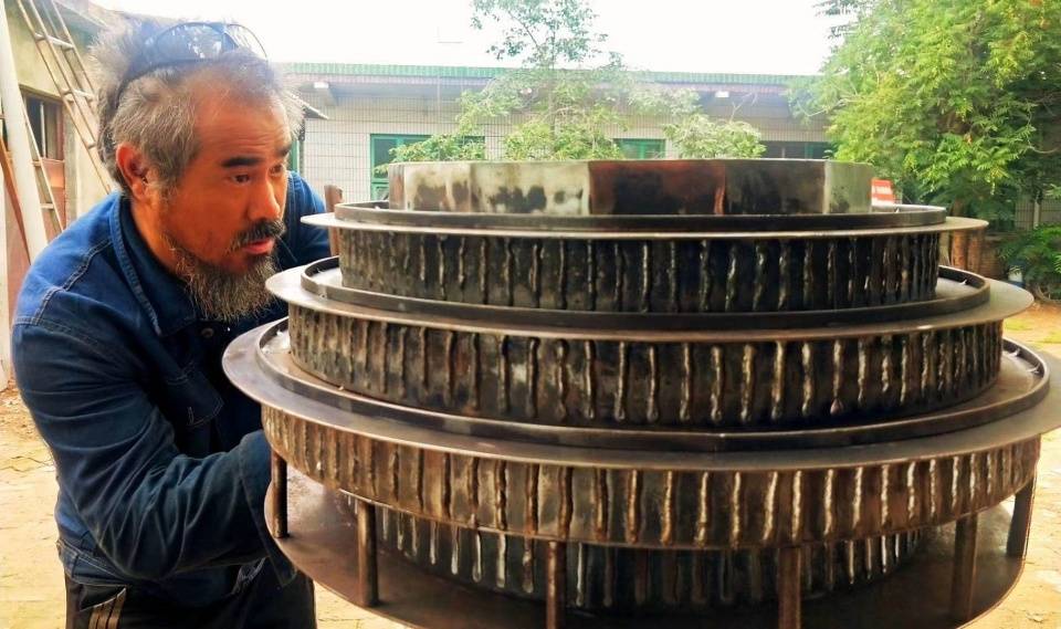 肃宁网红焊界李宗盛巧手焊出超级碗迎接淘宝峰会