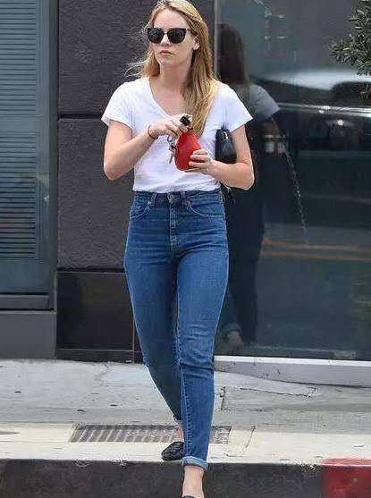 原创苹果型身材女生穿搭指南,告别臃肿感