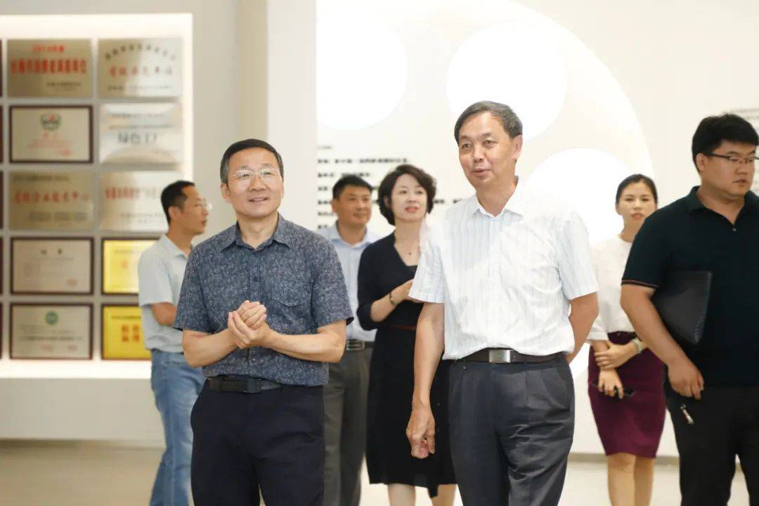 张立功(左),刘德生(右)