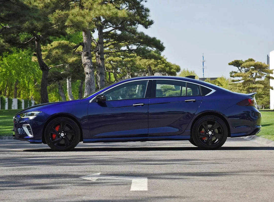 试驾2020款君威gs换装lsy发动机还是从前那个少年吗