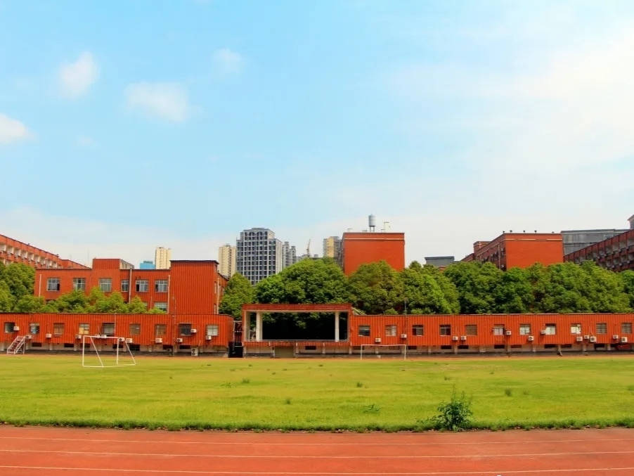 长沙医学院——校园一角