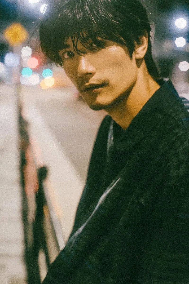 原创三浦春马曾与中国学生做室友,35个故事感动粉丝