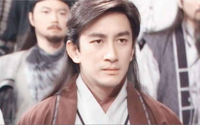 曾经他演过《倚天屠龙记》里的张无忌,简直就是他的本色出演.