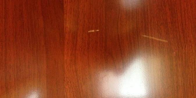 红木家具有磕碰刮痕咋办?3个小妙招轻松修理!