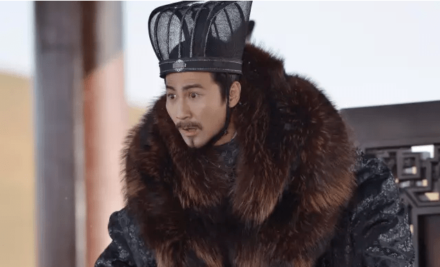 张浩越:中戏毕业,被称为百变型男,如今《什刹海》里扮杨大厨_张皓越