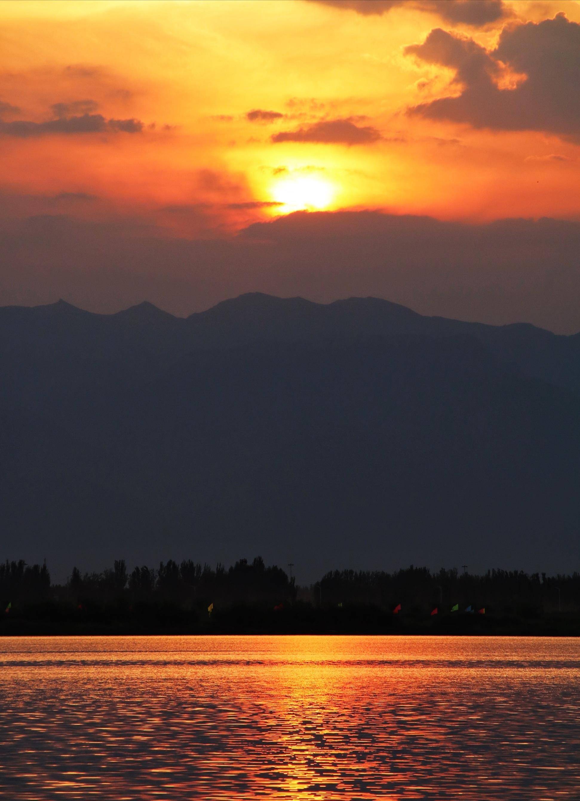 塞上江南绝美地,沙漠与绿洲的碰撞,你是否知道这么一个地方_宁夏