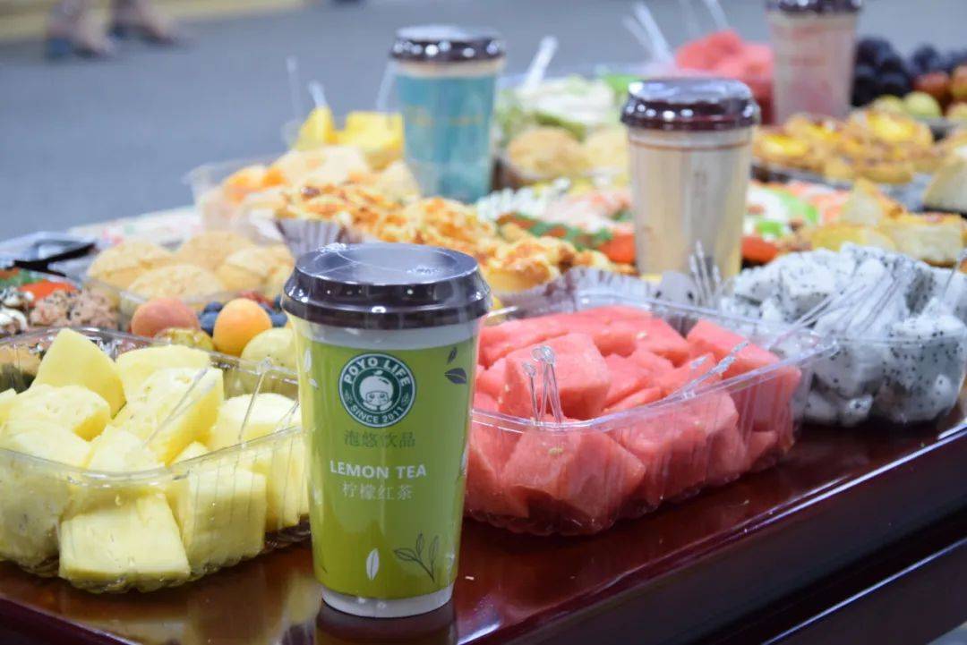 泡悠智能的【下午茶】与【健康讲座】_员工