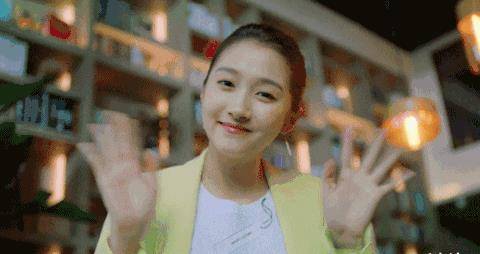 谁的大学生活,还没经历过几个奇葩室友呢_梁爽