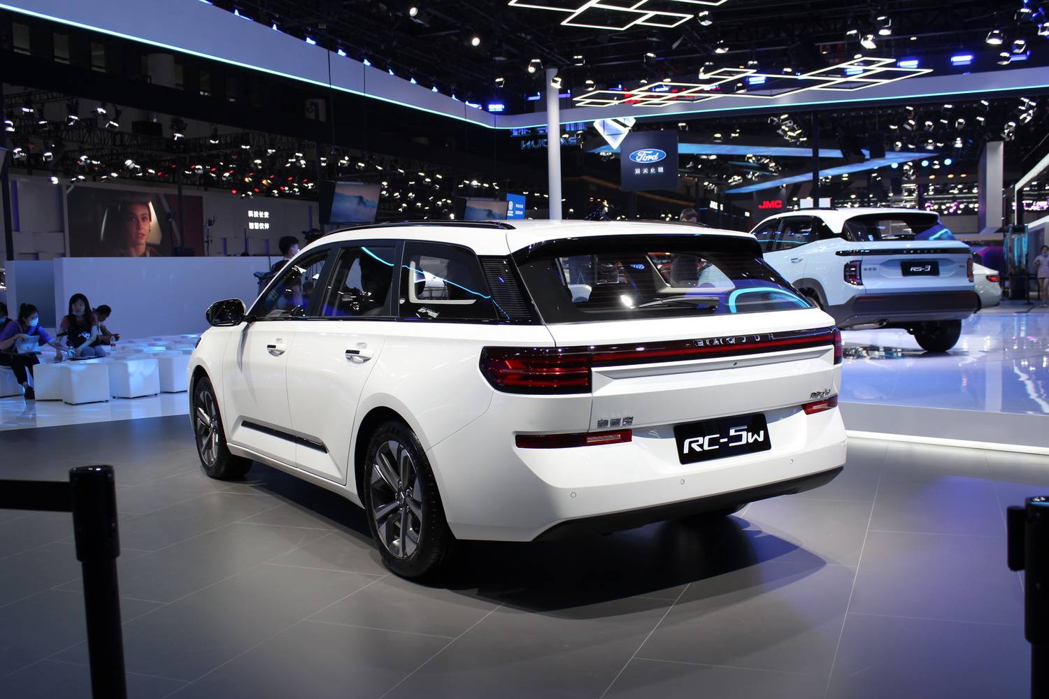 2020成都车展探馆:新宝骏rc-5/rc-5 w亮相