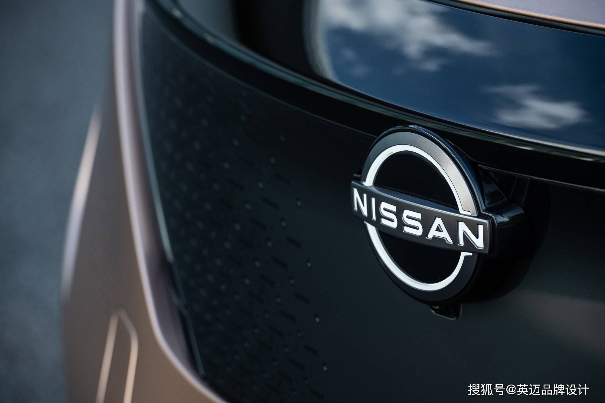 日产汽车品牌logo全新升级