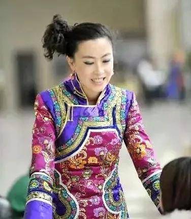 民族精华土默特部落服饰