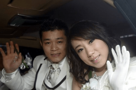 给丫蛋表白,试问这样的男人谁不喜欢,谁不喜欢自己的男朋友告诉天下人