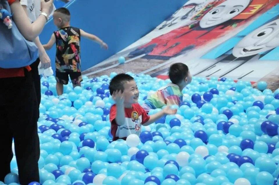 中海环宇城儿童乐园图片