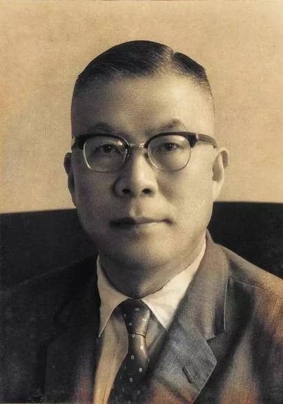 蒋介石确定了三条退路是谁说服他选择台湾退守台湾有何优势