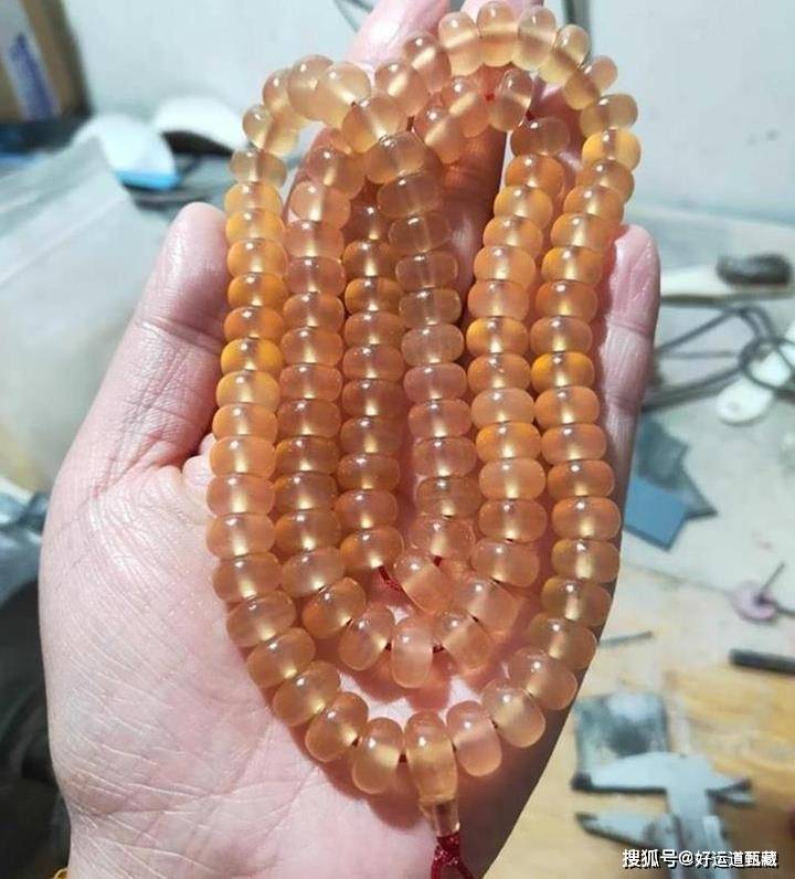 原创冷门小众文玩青鱼石,玲珑剔透,温润漂亮