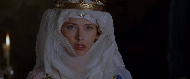 爱德华二世知道后,很愤怒,要求查理四世把伊莎贝拉送回英格兰并处罚