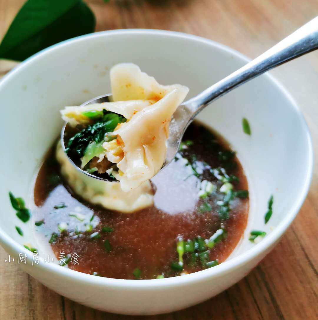 原创大热天不想做饭,简单做个素馅饺子,煮上一锅,吃个精光