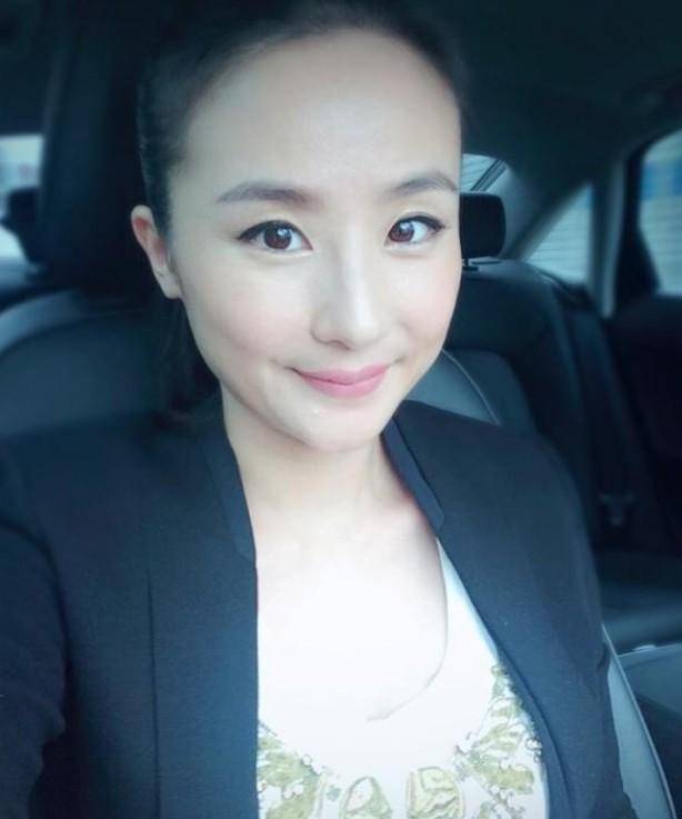 原创16岁获得奥运冠军的桑雪为救母进入娱乐圈35岁拥有少女脸