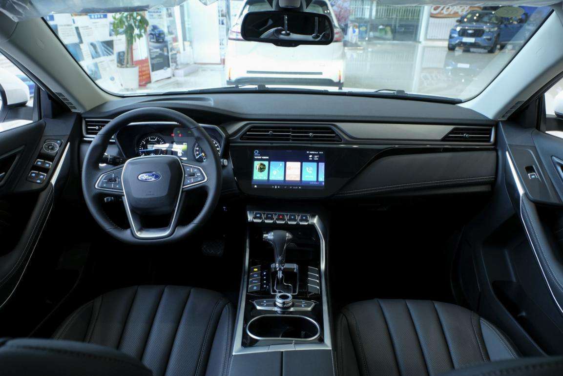 美系车又出"杀手锏",福特领界s推出1.5t四缸引擎,起售10.98万